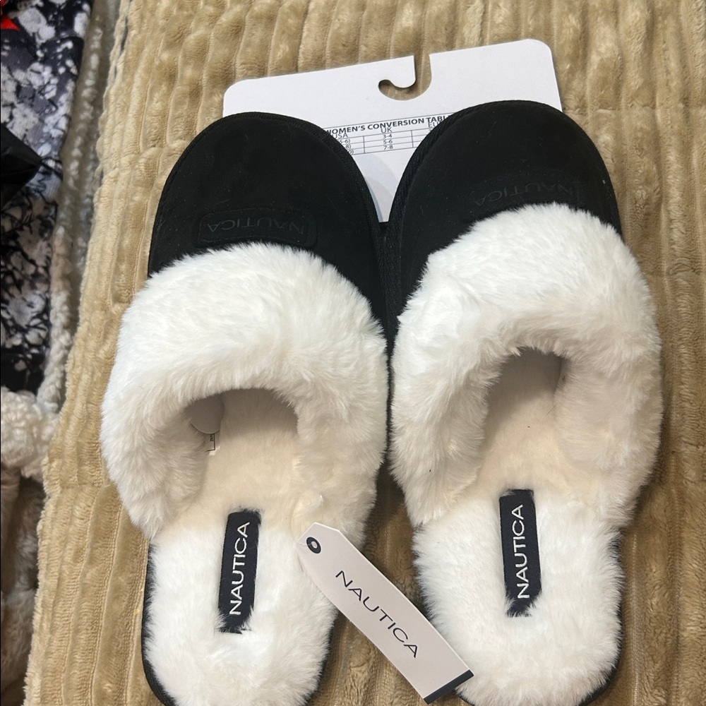 Nautica Black and White Fuzzy Slippers
